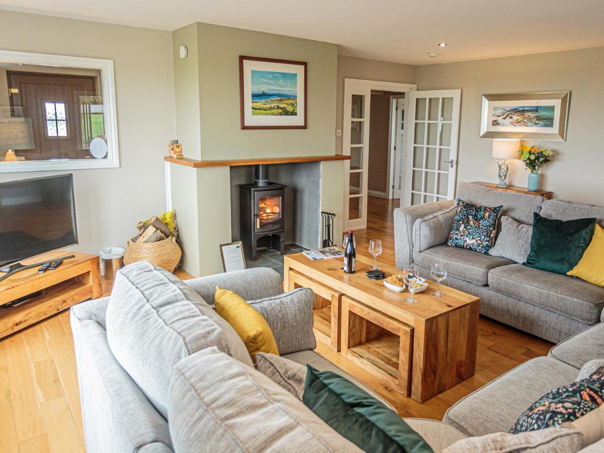 Corsewall Castle Farm Lodges Kirkcolm Екстериор снимка